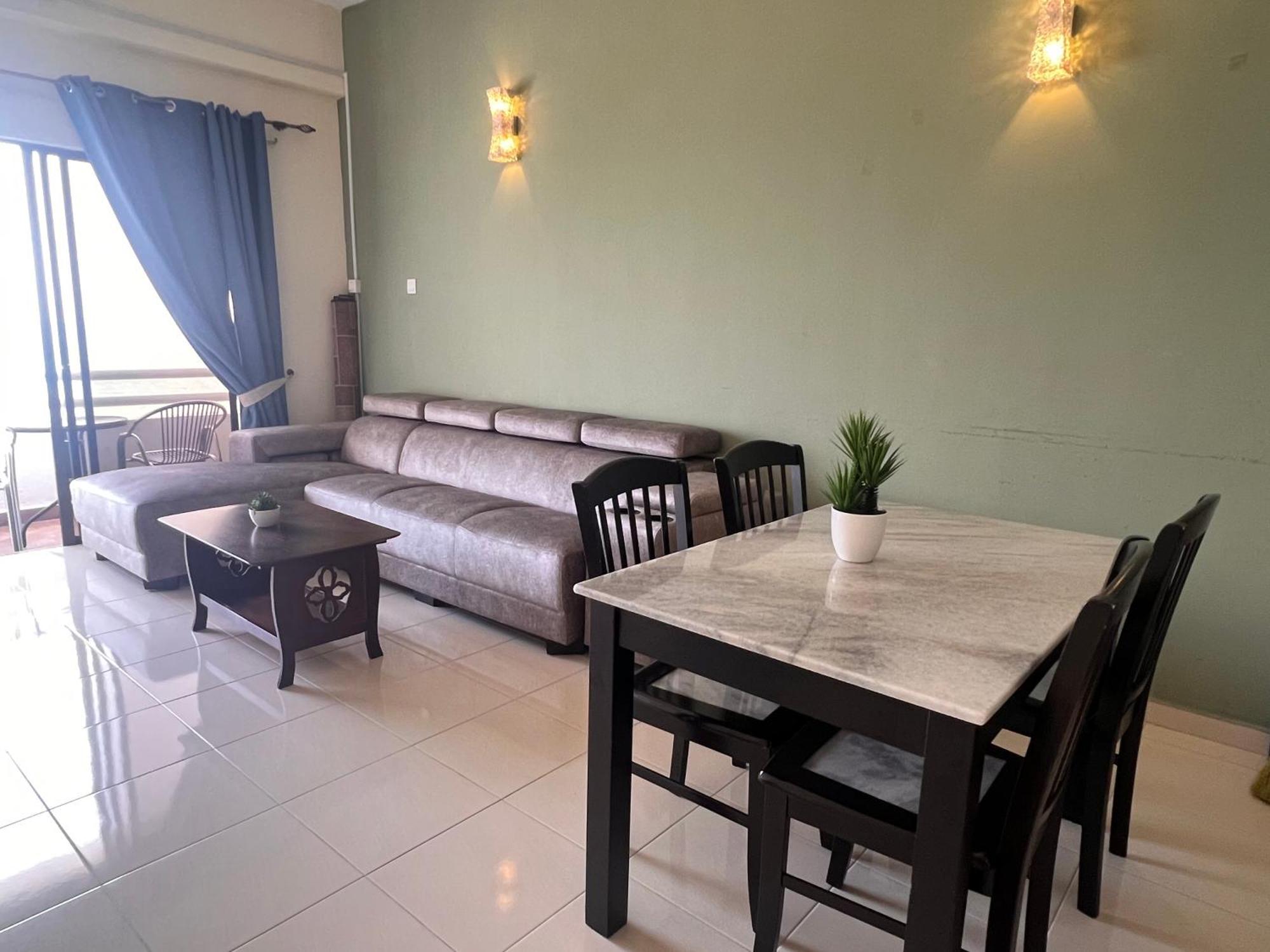 Апартаменты Tanjung Tuan Regency Port Dickson 1 Carpark Экстерьер фото